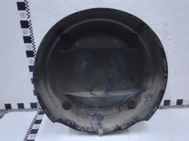 Чехол запасного колеса для Suzuki Grand Vitara 2005-2014 на фотографиях