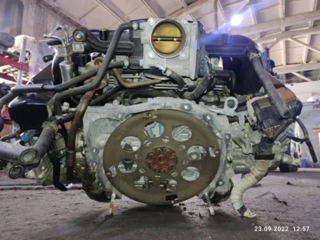 Продажа двигателя EZ30D