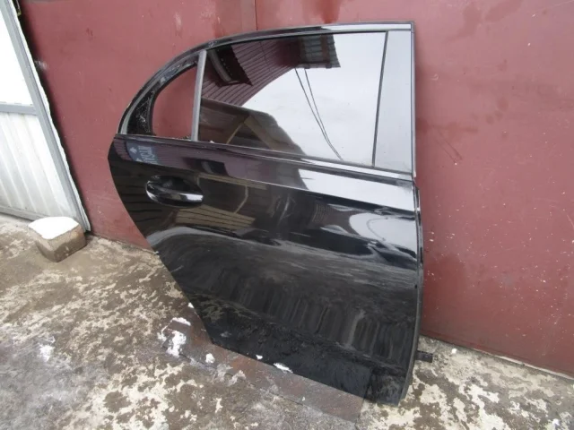 Двери для Mercedes-Benz A class W177 2018-2022 на фотографиях