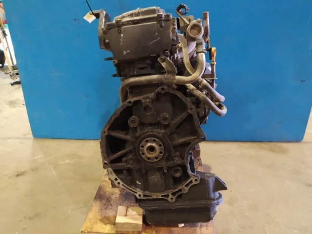 Двигатель без навесного для Nissan Serena C23 1994-1999 на фотографиях