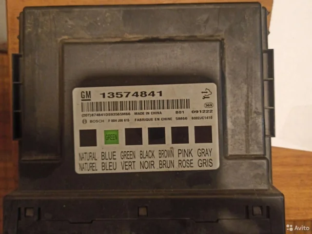 Блок комфорта для Chevrolet Cruze 1 J300 2009-2015 на фотографиях