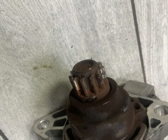 Стартер для Volkswagen Golf VI (5K) 2008-2012 на фотографиях