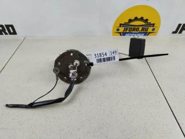 Датчик уровня топлива для Suzuki Grand Vitara 2005-2014 на фотографиях