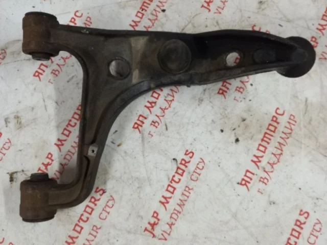 Рычаг задний левый нижний для Suzuki Grand Vitara 2005-2014 на фотографиях