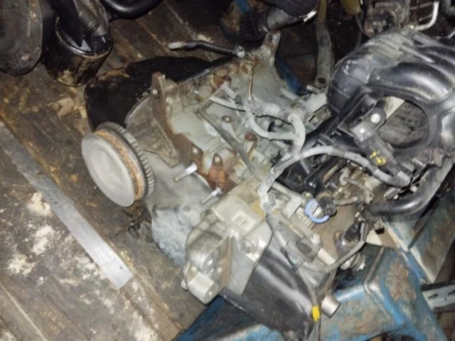 Двигатель без навесного для Fiat Punto Grande 2005-2016 на фотографиях