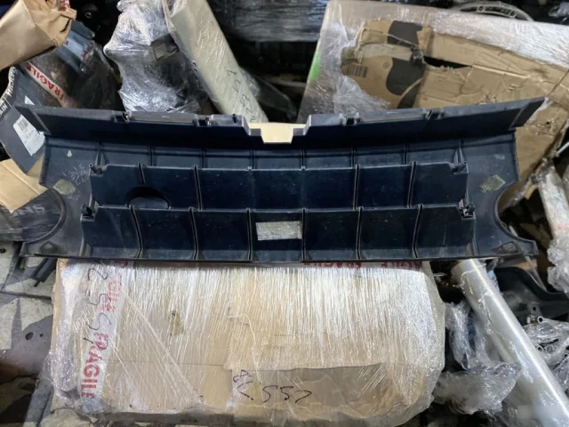 Бампер для Land Rover Discovery L319 2004-2009 на фотографиях