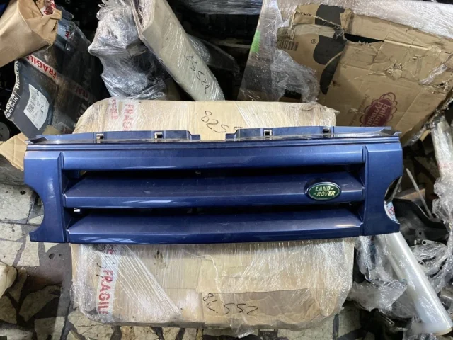 Бампер для Land Rover Discovery L319 2004-2009 на фотографиях