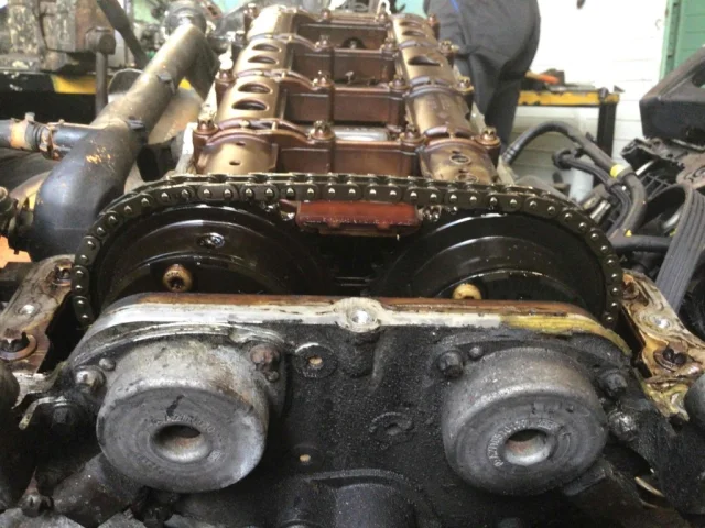 Двигатель без навесного для Mercedes-Benz CLK class C209 2002-2011 на фотографиях