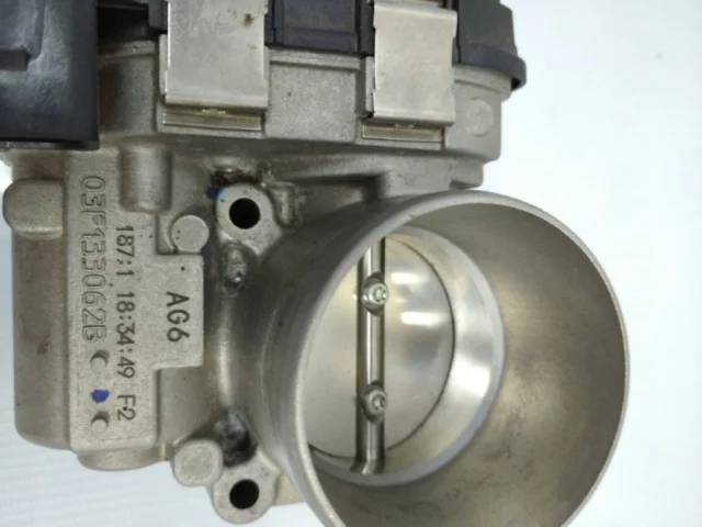 Дроссельная заслонка для Skoda Rapid I rest NH3 2017-2020 на фотографиях