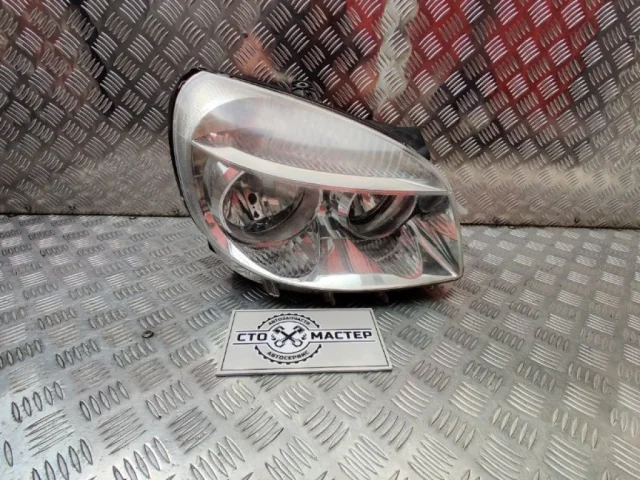 Фары для Fiat Doblo 223 2001-2016 на фотографиях