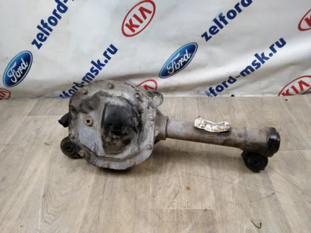 Редуктор переднего моста для Ford Explorer U251 2005-2011 на фотографиях