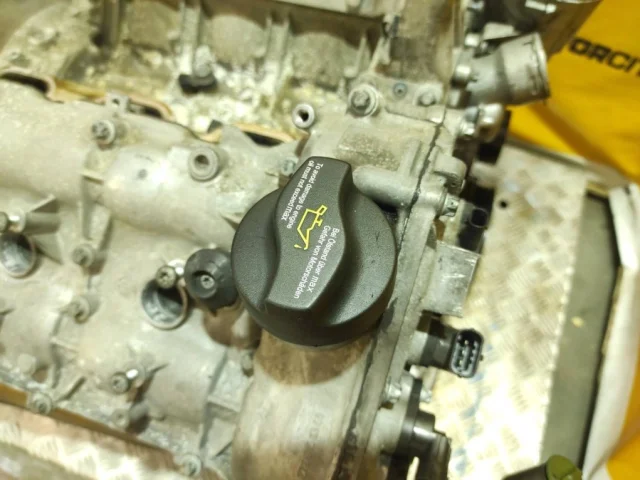 Продажа двигателя 272.975