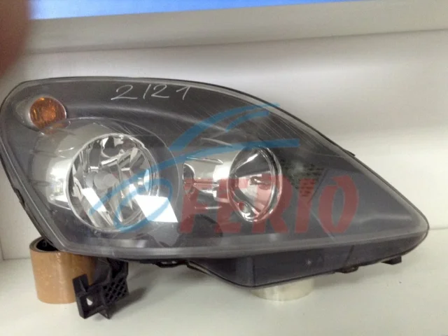 Фара правая для Opel Zafira B 2005-2015 на фотографиях