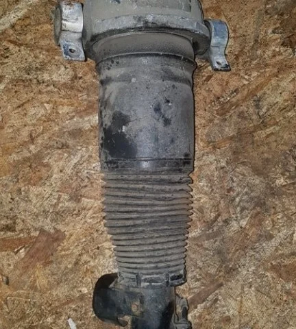 Пневмоподушка задняя левая для Audi Q7 4L 2005-2015 на фотографиях