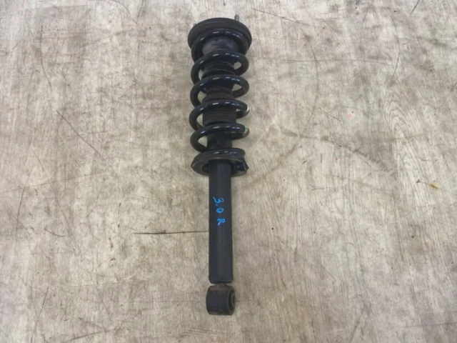 Амортизатор передний левый для Mitsubishi Pajero V70 5dr 1999-2006 на фотографиях