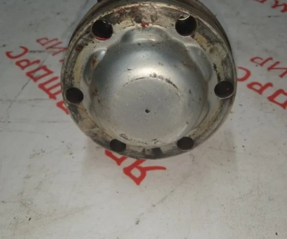 Карданный вал задний для Volvo XC90 I C 2002-2014 на фотографиях