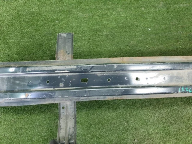 Усилитель бампера задний нижний для Hyundai Solaris 1 рестайлинг 2014-2017 на фотографиях