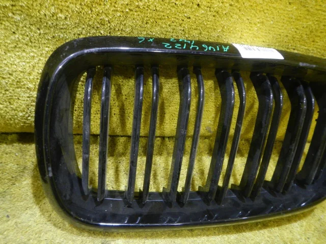 Решетка радиатора левая для BMW X6 Ф16 F16 2014-2019 на фотографиях