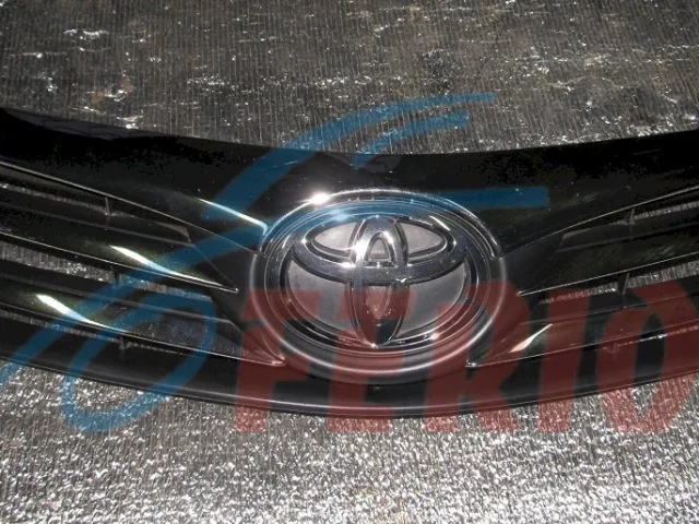 Решетка радиатора для Toyota Corolla E160/E180 Седан (RU) 2012-2016 на фотографиях