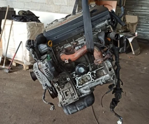 Двигатель без навесного для Toyota Alphard H10 2002-2008 на фотографиях