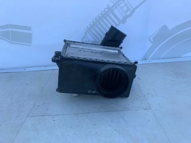 Интеркулер для Mercedes-Benz C class W205 2014-2020 на фотографиях