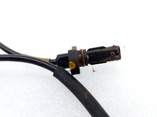 Датчик ABS задний правый для Kia Ceed 2 JD 2012-2016 на фотографиях