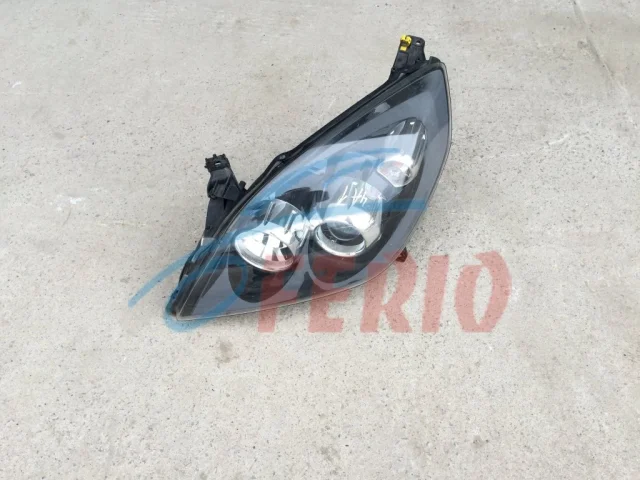 Фара левая для Opel Vectra C 2002-2008 на фотографиях