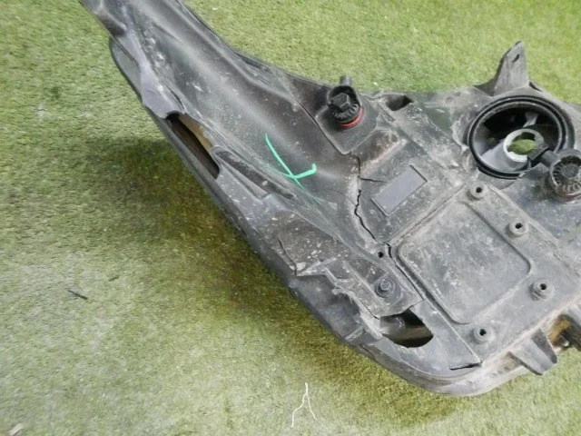 Фары для Ford Explorer U502 rest 2014-2019 на фотографиях