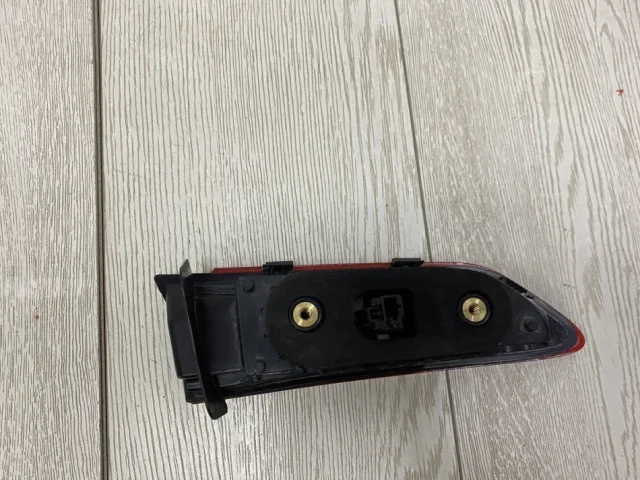 Фонарь левый для Skoda Rapid II 2020+ на фотографиях