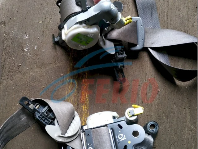 Ремень безопасности передний левый для Kia Rio 2 на фотографиях