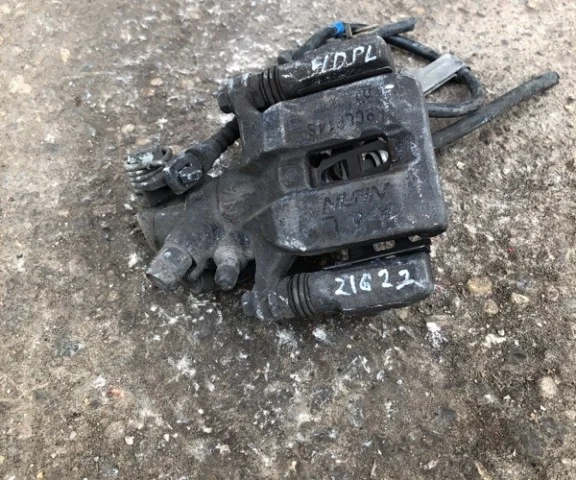 Суппорт задний левый для Honda Civic FA 2005-2010 седан на фотографиях