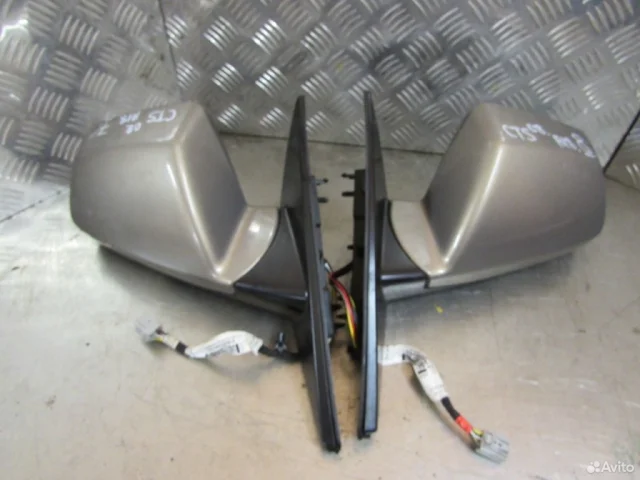 Стекла и зеркала для Cadillac CTS 2 2008-2014 на фотографиях