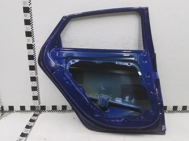 Двери для Hyundai Elantra CN7 2020+ на фотографиях