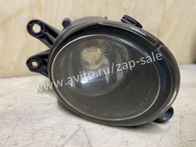 Противотуманка (ПТФ) передняя правая для Volvo C30 MK 2006-2013 на фотографиях