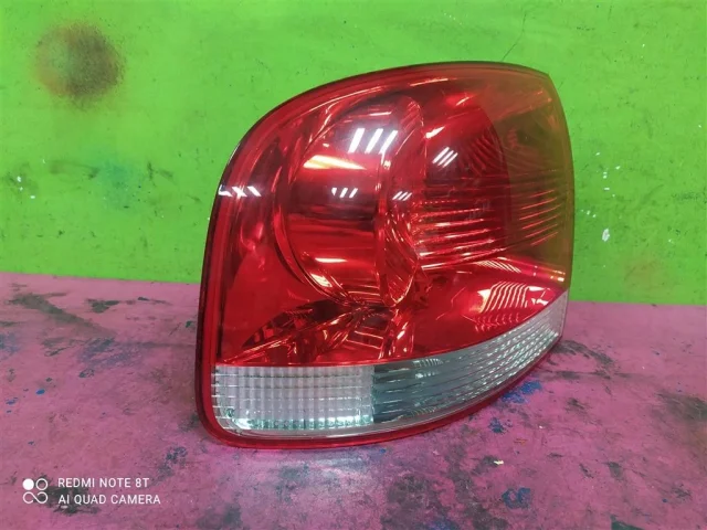 Фонарь внешний левый для Volkswagen Touareg I (7L) 2002-2010 на фотографиях