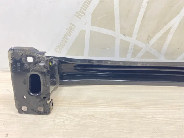 Усилитель переднего бампера для Skoda Rapid I rest NH3 2017-2020 на фотографиях