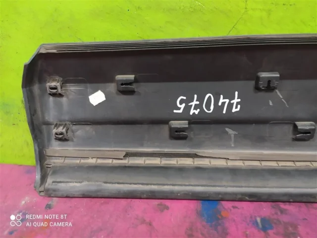 Молдинг двери задний правый для Volkswagen Tiguan I NF 2006-2017 на фотографиях