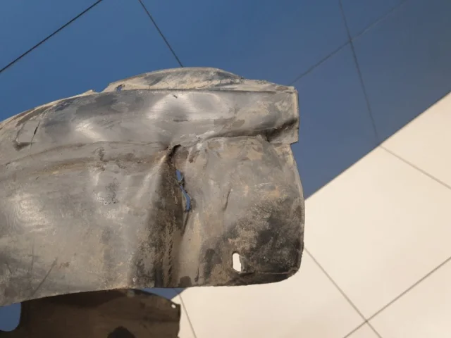 Подкрылок передний правый для Skoda Rapid I NH3 2012-2017 на фотографиях