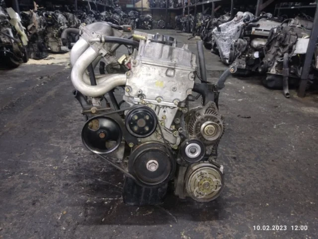 Двигатель для Nissan Primera P11 Седан 1996-2001 на фотографиях