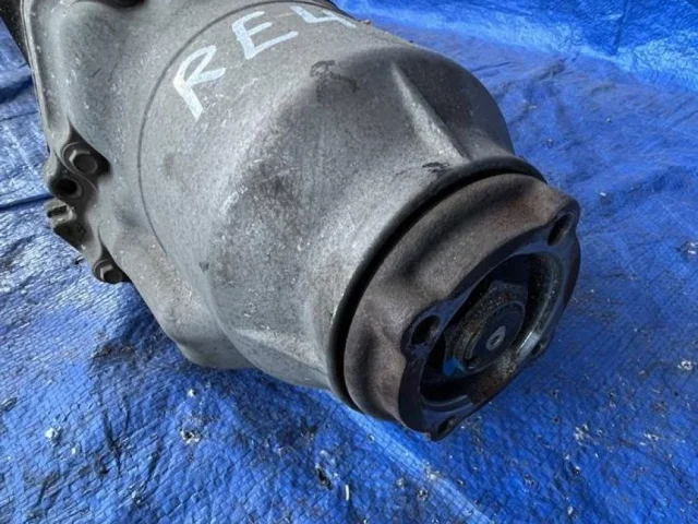 Редуктор заднего моста для Honda CR-V RE 2006-2009 на фотографиях