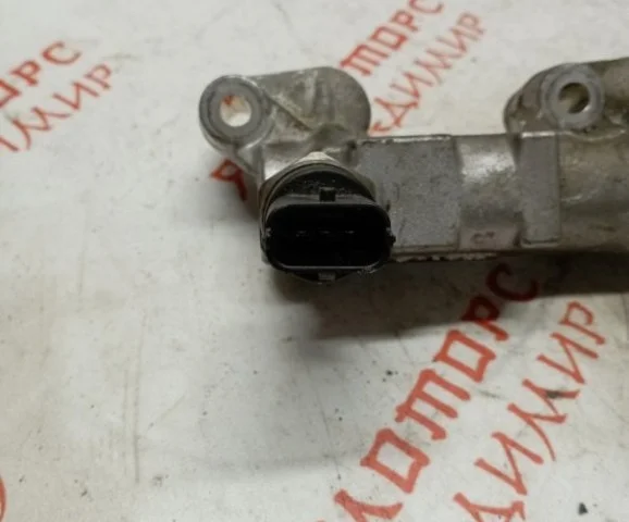 Топливная рампа для Mazda CX 7 ER 2006-2010 на фотографиях