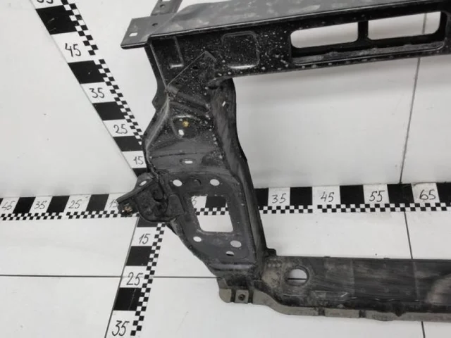 Панель радиатора (телевизор) для Hyundai Creta 2 SU2 2021+ на фотографиях