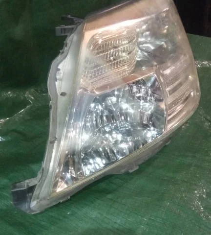 Фара левая для Toyota Alphard H10 2002-2008 на фотографиях