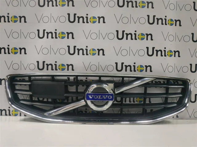 Решетка радиатора для Volvo S60 FS II 2010-2013 на фотографиях