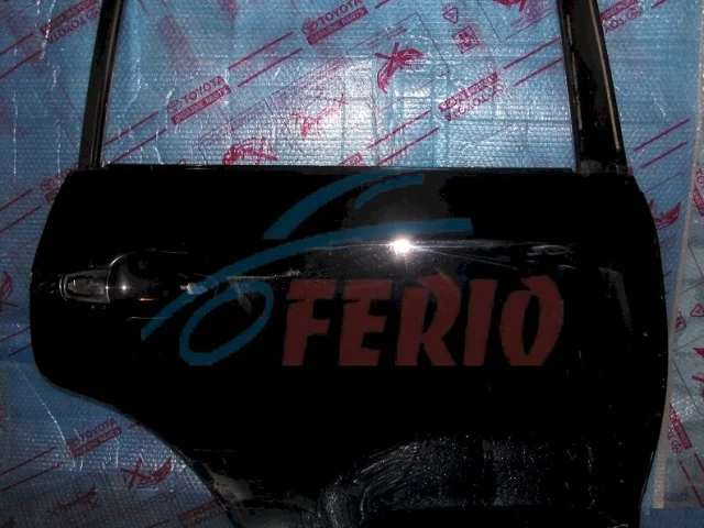 Дверь задняя правая для Toyota Land Cruiser 200 2007-2015 на фотографиях