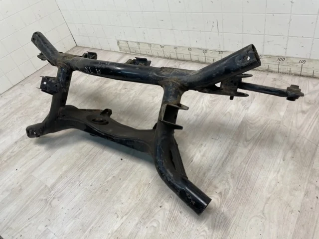 Задний подрамник для Mitsubishi ASX I 2010-2012 на фотографиях