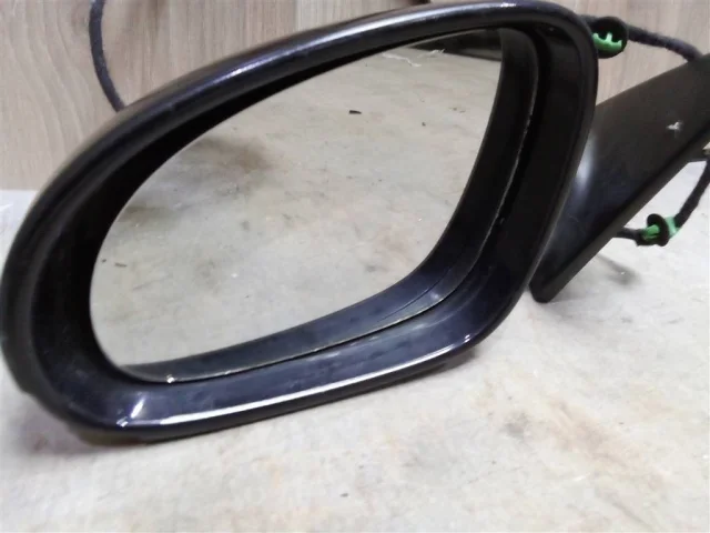 Зеркало боковое левое для Volkswagen Passat (B6, Typ 3C) 2005-2010 на фотографиях