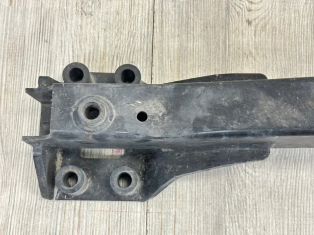 Фаркоп для Volkswagen Touareg I (7L) 2002-2010 на фотографиях