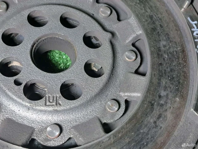 Маховик для Nissan X-Trail T32 RU 2015-2022 на фотографиях