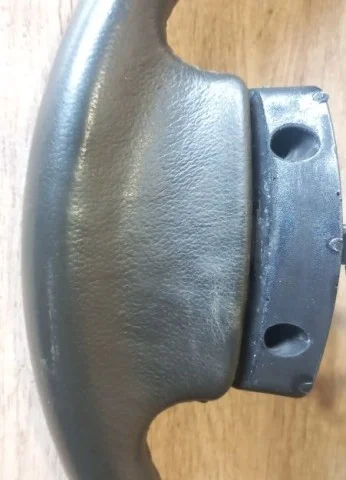 Руль для Nissan Pathfinder R52 2013-2017 на фотографиях